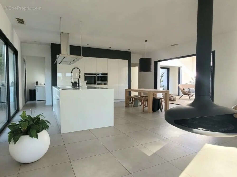 villa saint jean de vedas 165 m² avec vue et sans vis à vis - photo 5