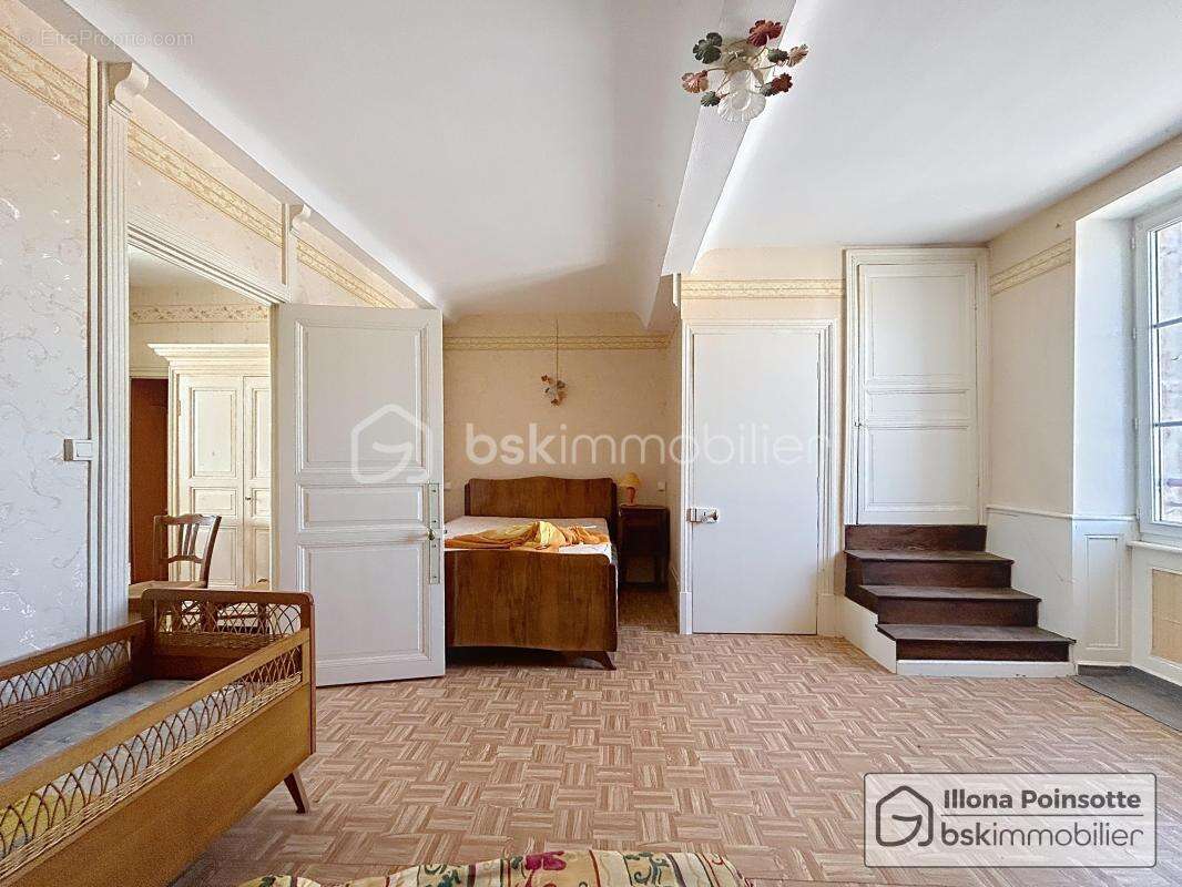 Maison à SAULIEU