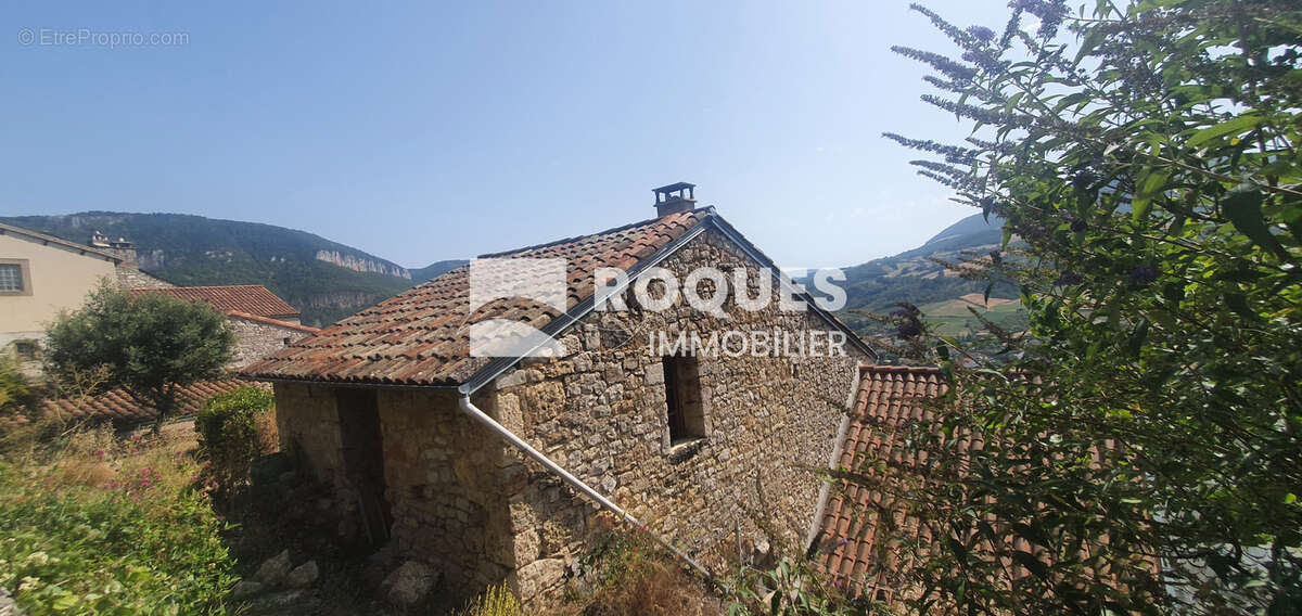 Maison à COMPEYRE