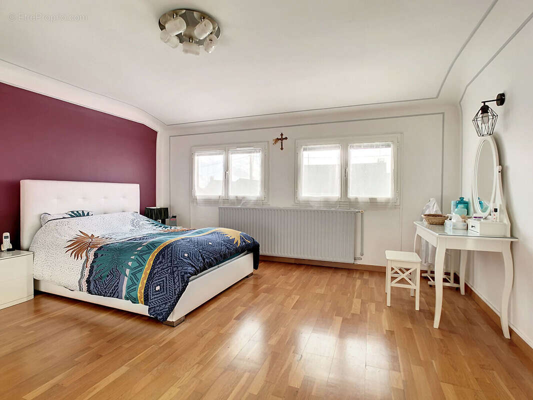 Maison à ORMESSON-SUR-MARNE