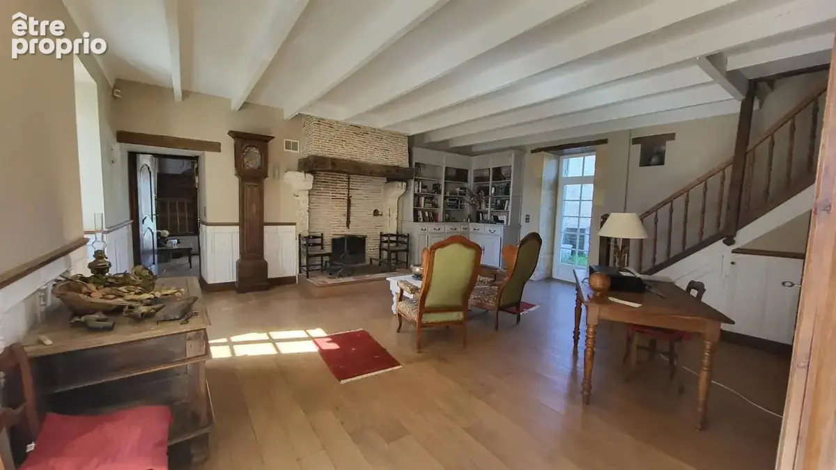 24610 Maison  en pierres dans un hameau .8 pièces . parcelle de 584 m² plus terrain de 1939 m2 - photo 13