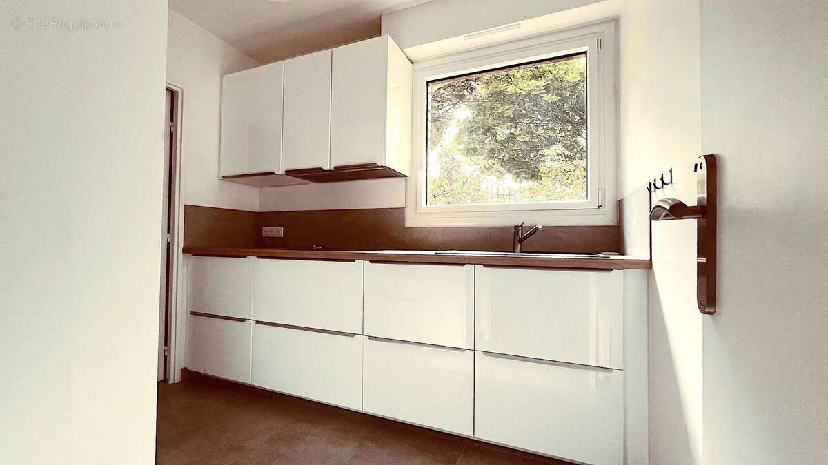 Appartement à ISSY-LES-MOULINEAUX