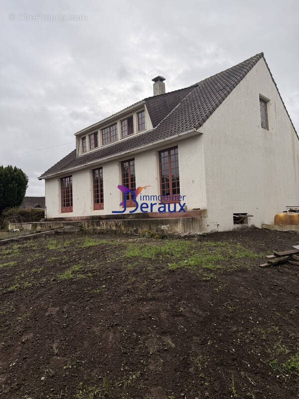Maison à LE MESNIL-SOUS-JUMIEGES