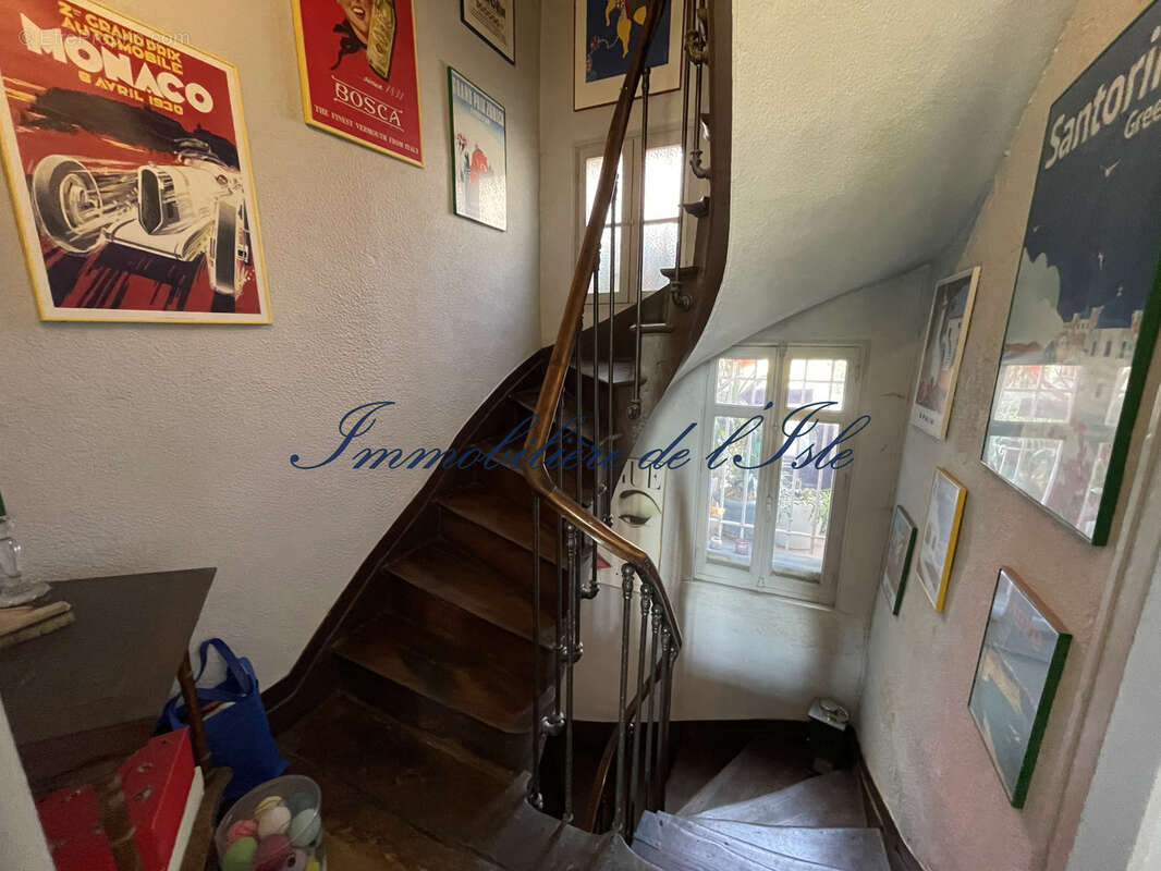 Maison de charme atypique, la ville a vos pieds - photo 7