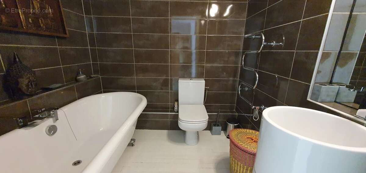 Maison à SAINT-ANTONIN-NOBLE-VAL