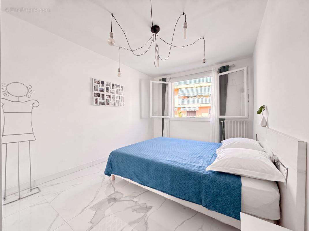 Appartement à vendre 4 pièces 85 m² Nice Saint Barthélemy en dernier étage balcons - photo 6