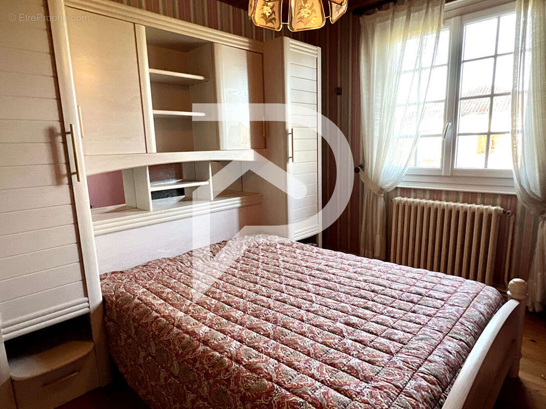 Maison à LAMONZIE-SAINT-MARTIN