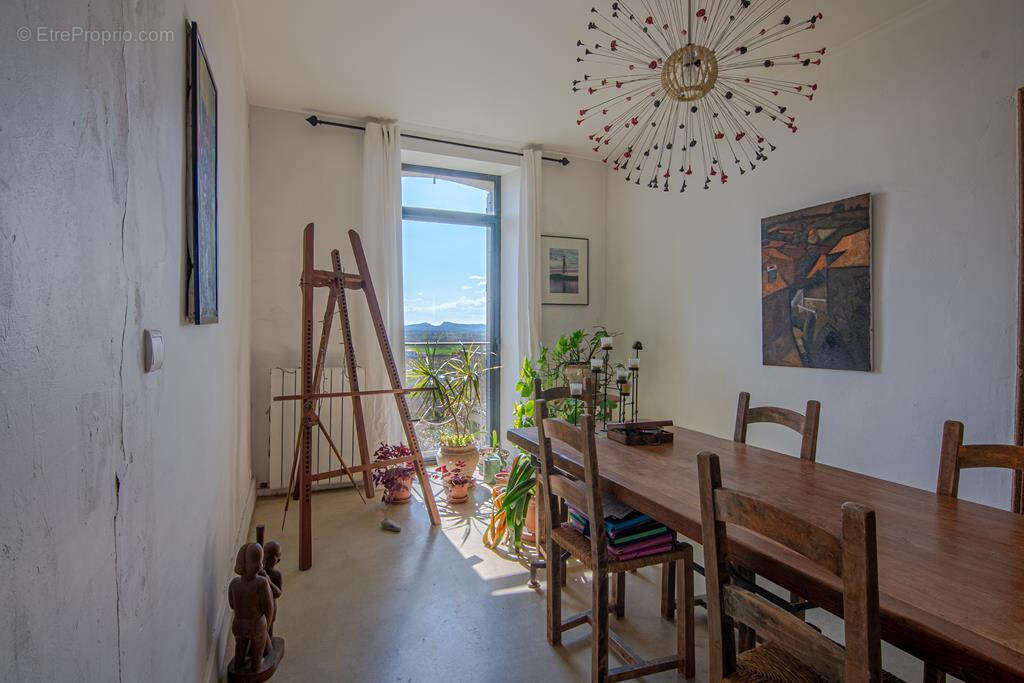 Maison à LEDIGNAN