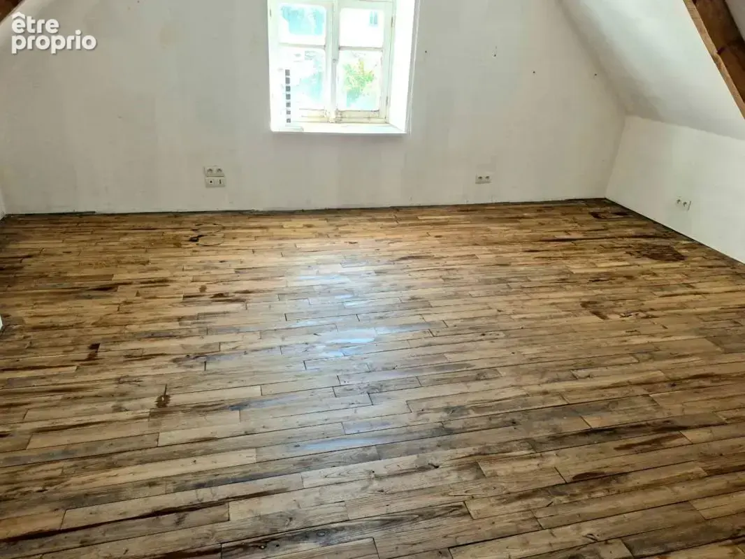 Exclusivité - Le Croisty - Maison de 135.36 m2 - 6 pièces - 3 chambres  -  Jardinet 20 m2 - Prix 123.000 - photo 15