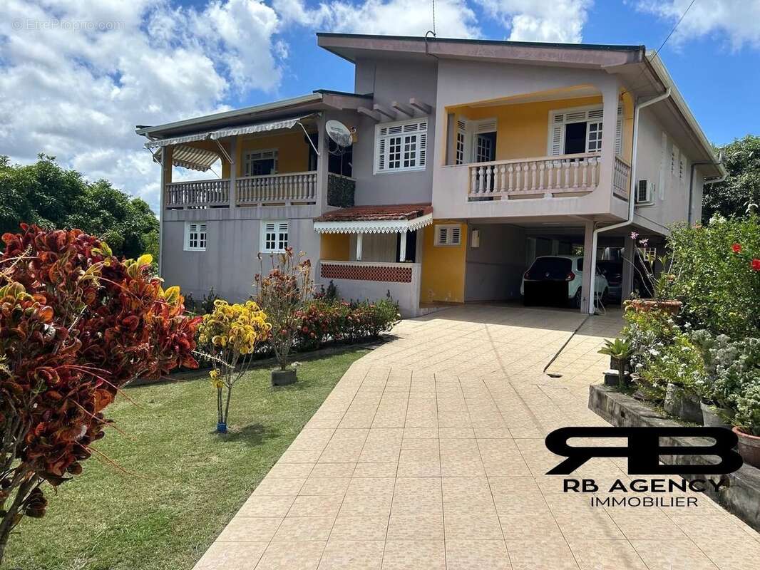 Maison individuelle de 224 m² - Bac DUCOS - photo 11