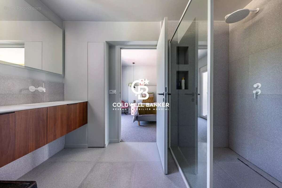 Nantes proce maison annees 5o rehabilitee - photo 13