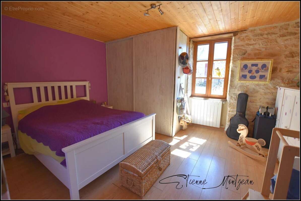 Maison à LAUZES
