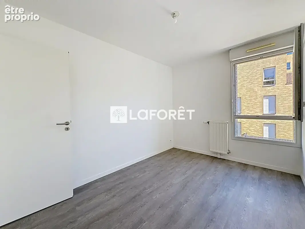 Appartement Romainville 4 pièce(s) 100 m2 - photo 15