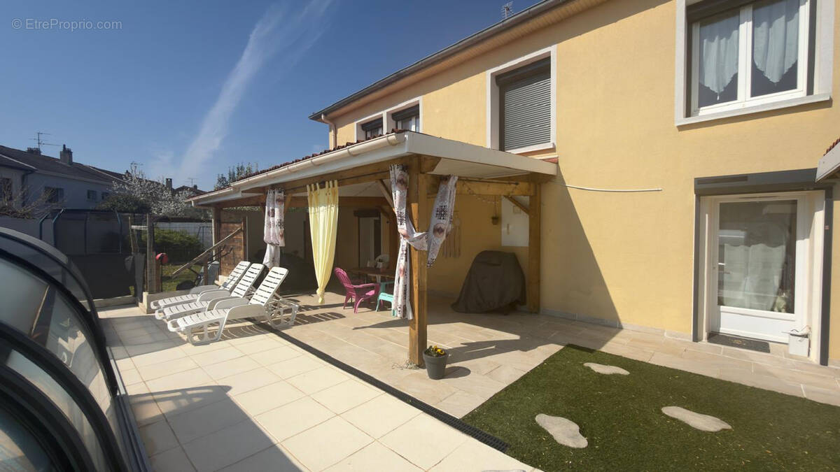 Maison à BOURG-DE-PEAGE