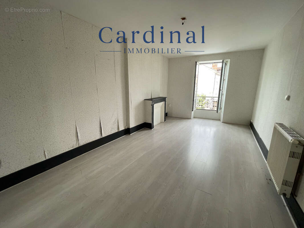 Coup de fusil succession a saisir !!!!! local commercial avec appartement - photo 8