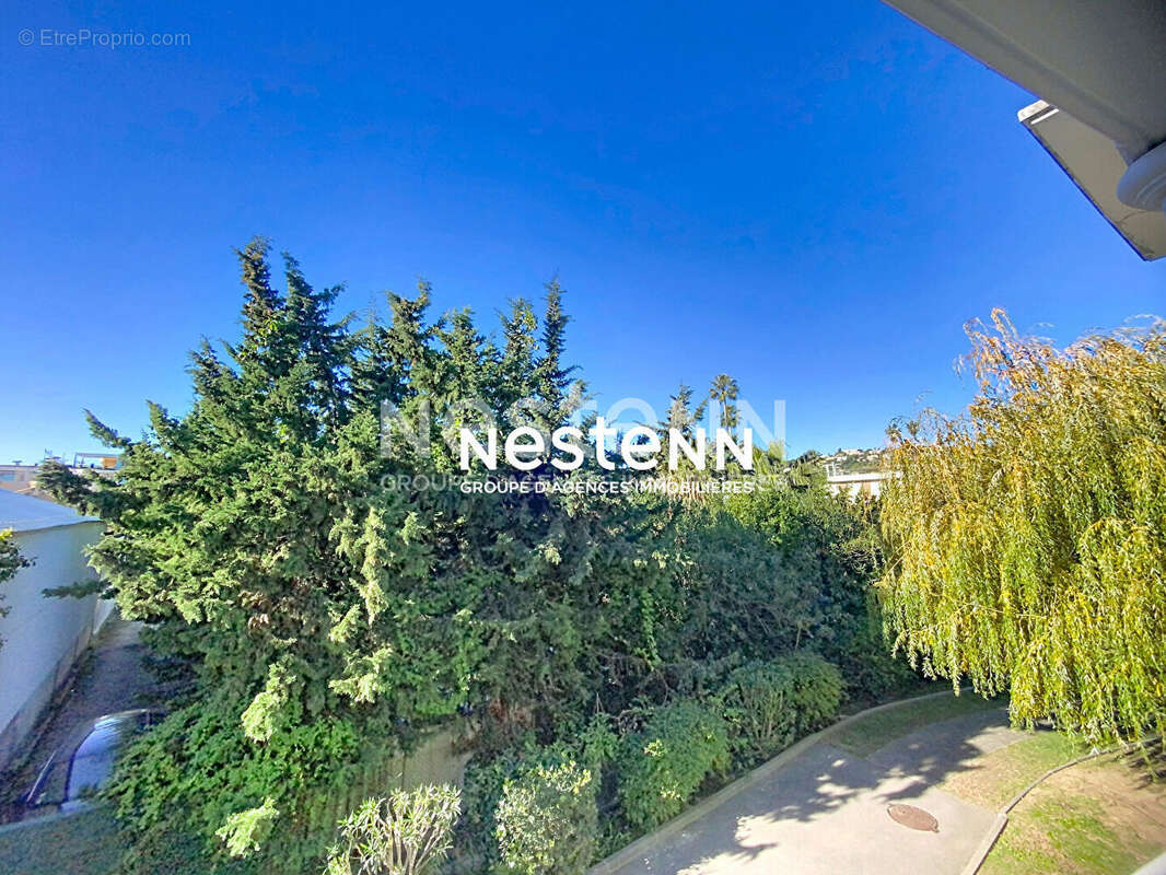 Appartement à VALLAURIS