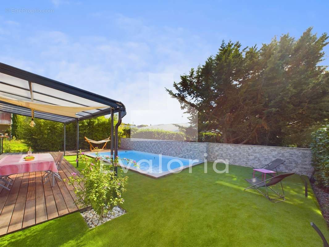 Maison 5 pièces de 130 m² sur un terrain de 800 m² avec piscine  - photo 14