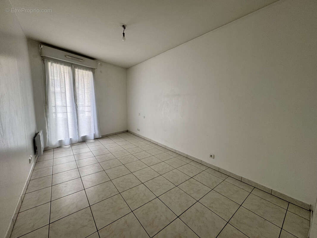 Appartement à ROSNY-SOUS-BOIS