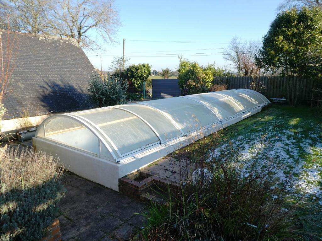 Maison à SAINT-CARADEC-TREGOMEL