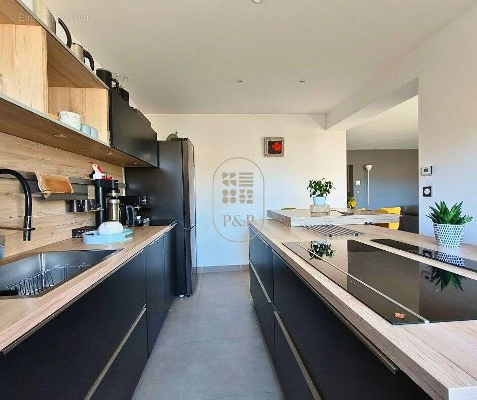 Maison à LA CALMETTE