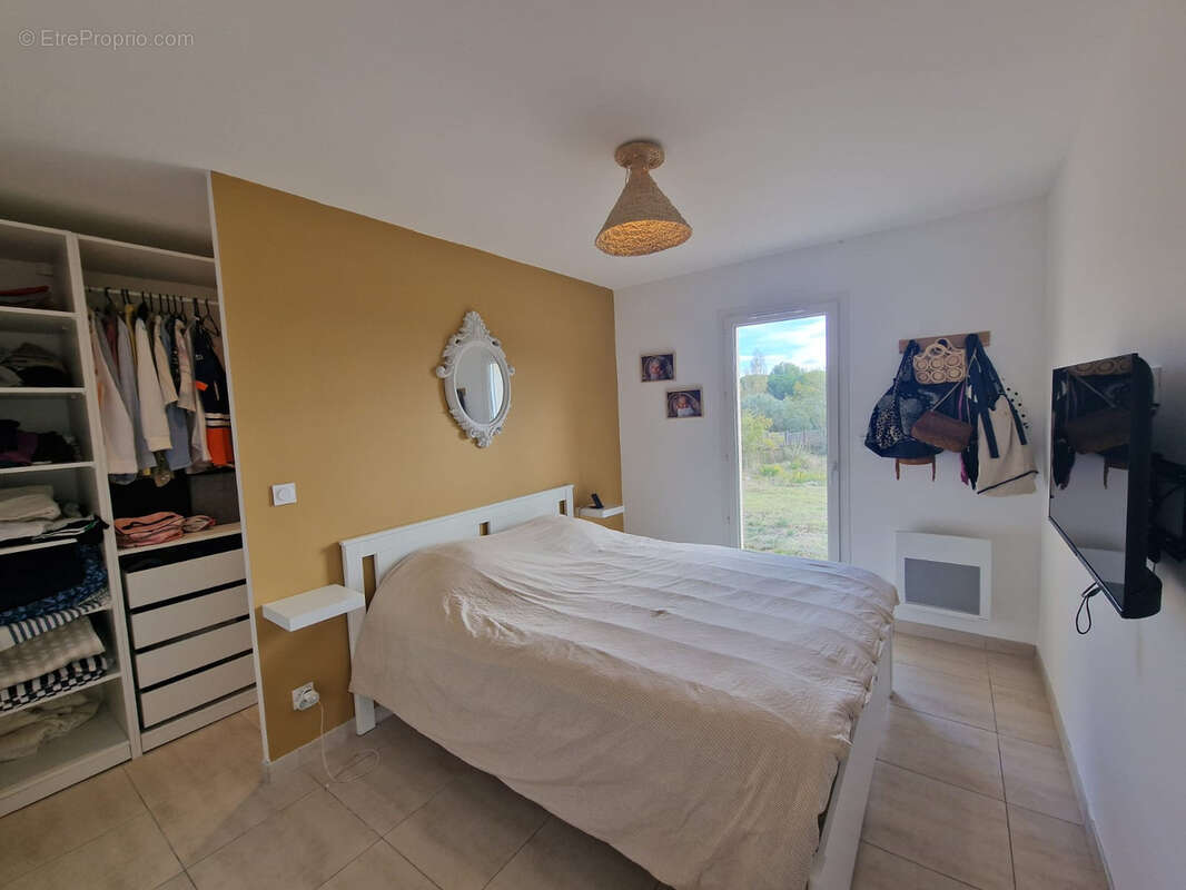 Maison à VILLEMOUSTAUSSOU