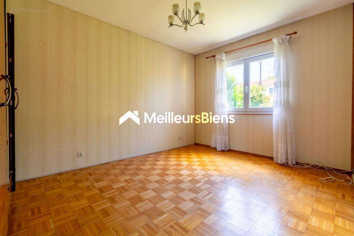 Maison à MERIGNAC