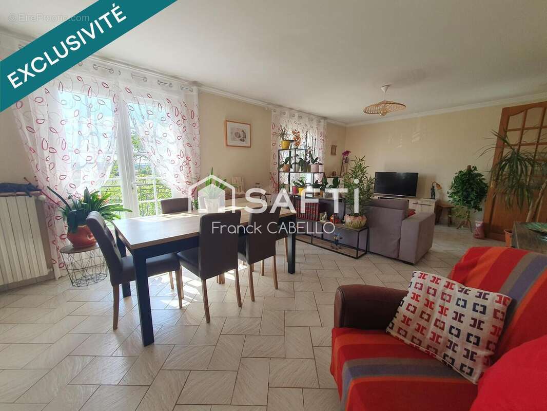 Maison 240 m² à Saint-Pourcain-Sur-Sioule  - photo 7
