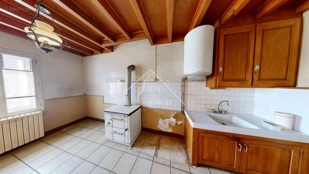 Maison à BIOZAT