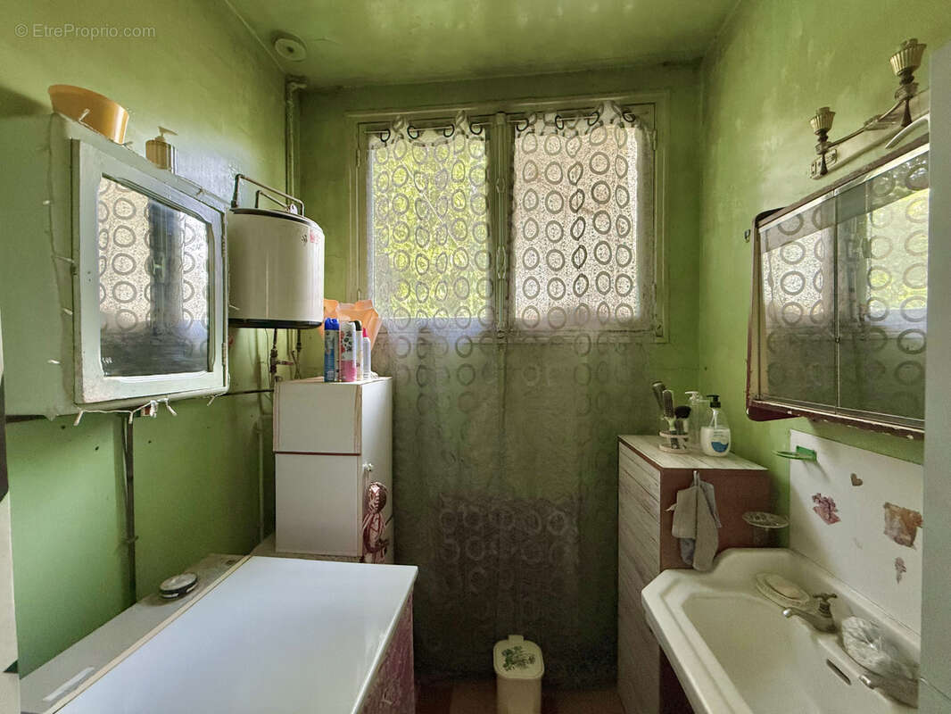 Maison à SAINTE-GENEVIEVE