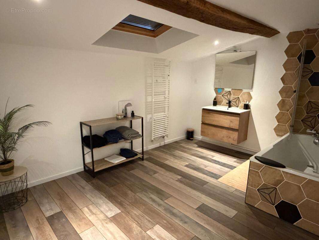 Maison de caractère - 7 chambres - photo 5