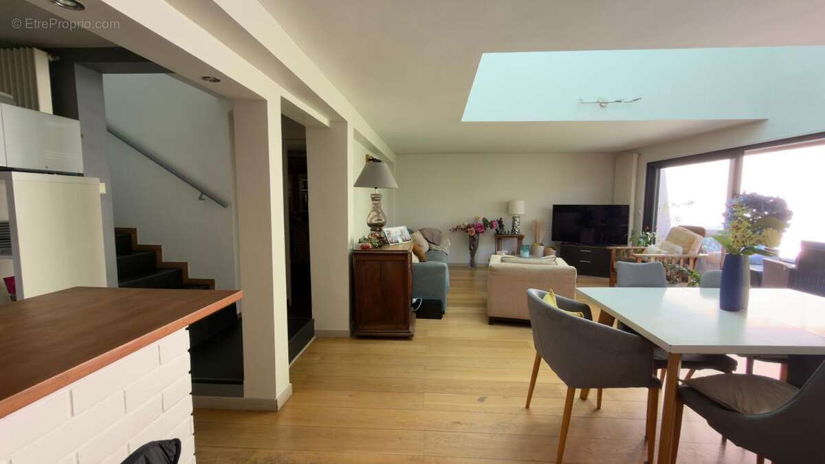 Maison à LE PERREUX-SUR-MARNE