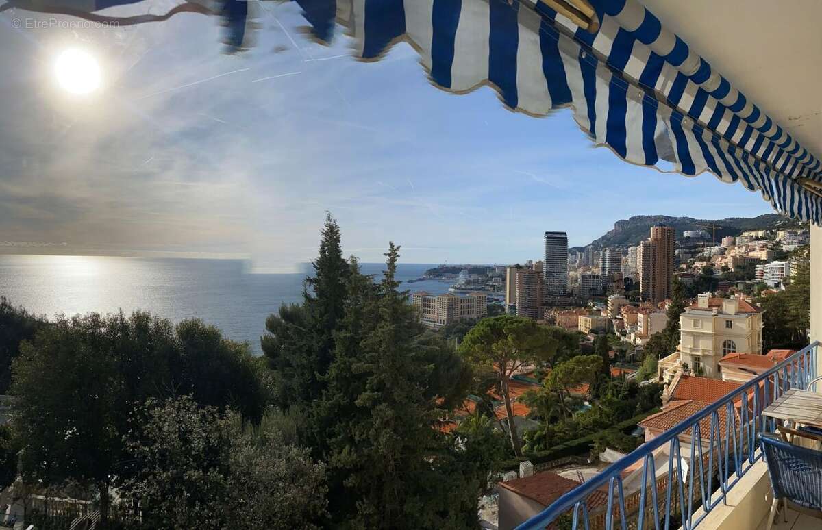 Appartement à ROQUEBRUNE-CAP-MARTIN
