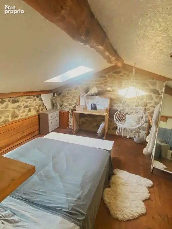 Belle maison Ardéchoise avec gîtes sur le terrain de 9950m² - photo 8