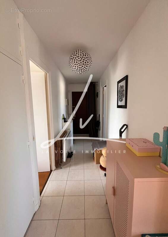 Appartement 62 m² à Caen  - photo 7
