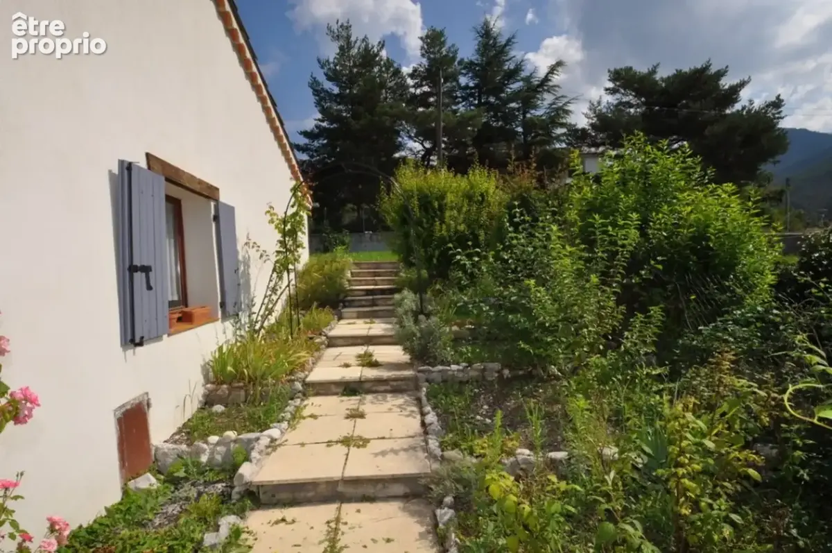 Dpt Alpes de Haute Provence (04), à vendre CASTELLANE maison 5 pièces - 143 m² - Terrain de 1143 m² - Plain pied - photo 21