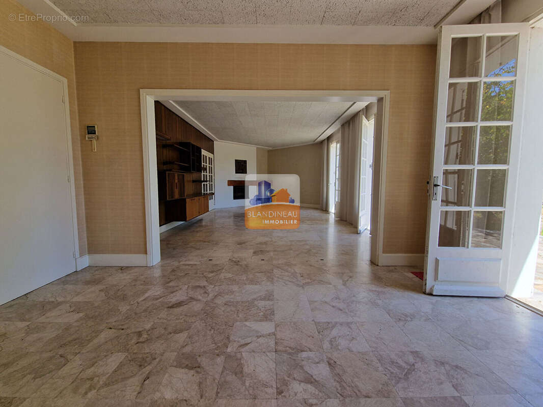 Maison à BOUGUENAIS