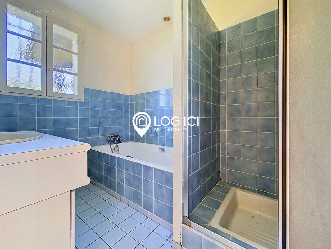 Maison à THEZE