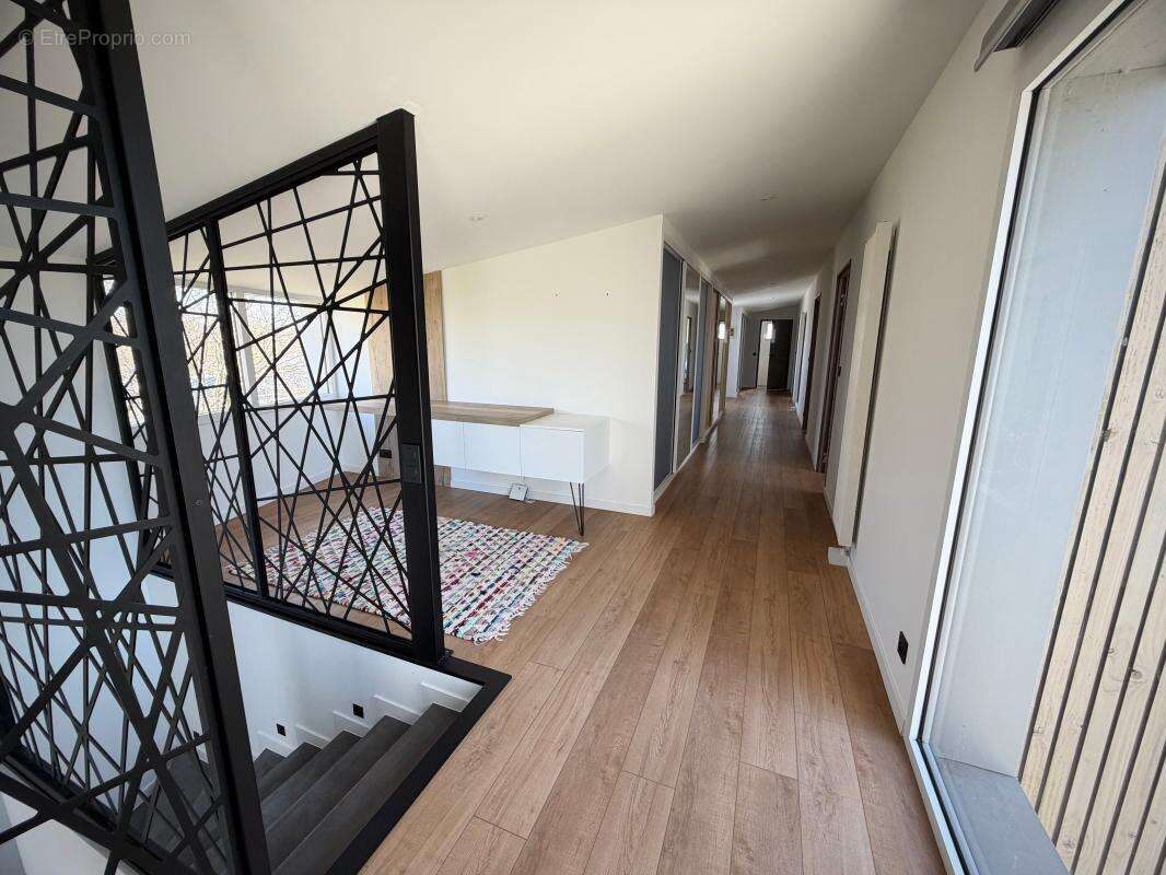 Plouarzel Maison T7 contemporaine - photo 4