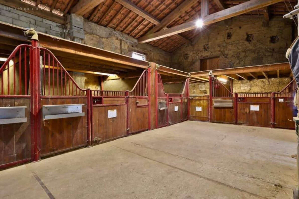 Maison à VILLEFRANCHE-SUR-SAONE