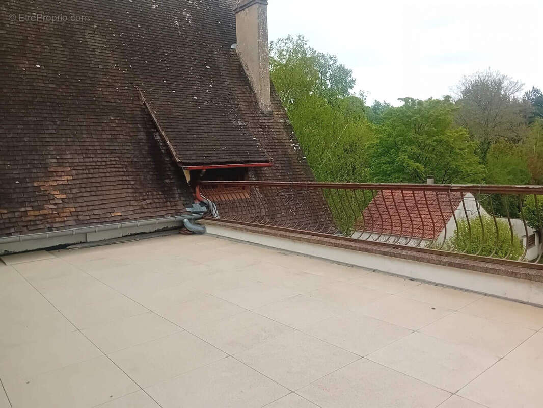 Appartement à HERICY