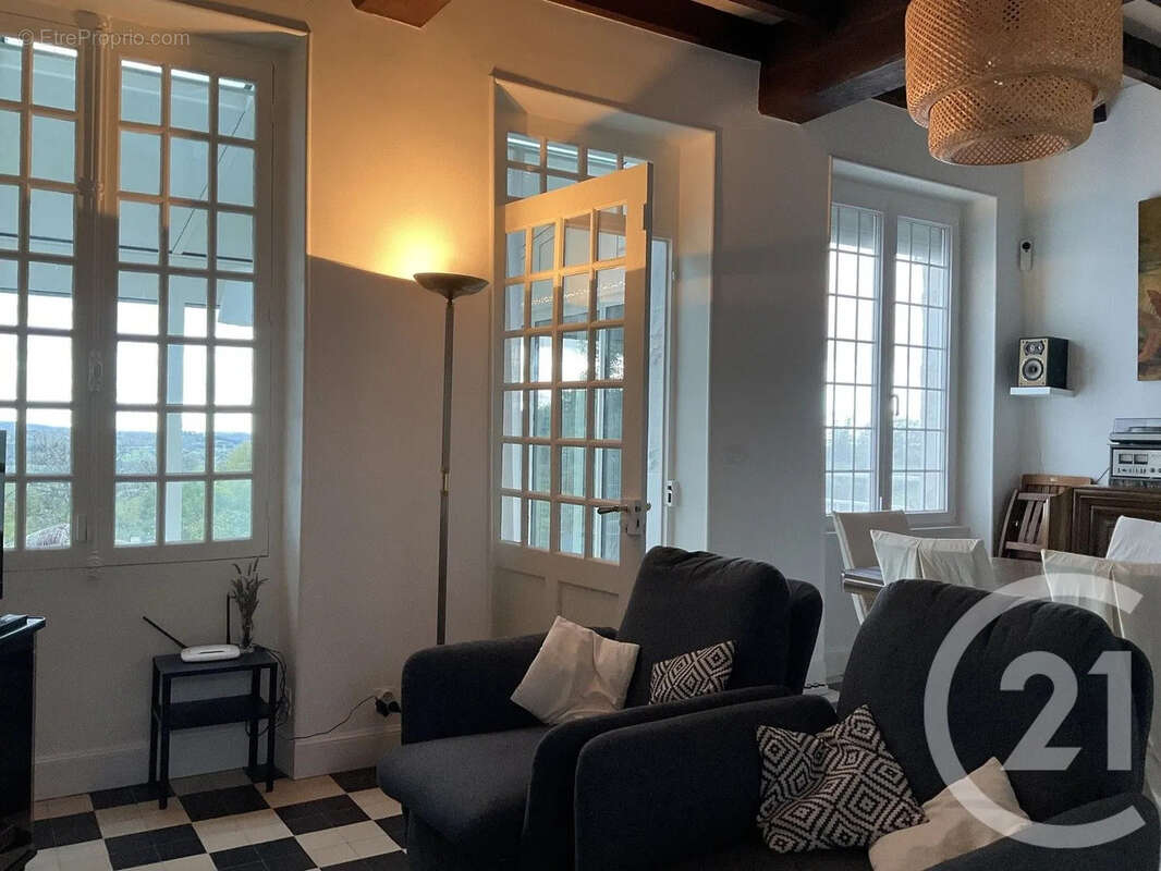 Maison à LORMES