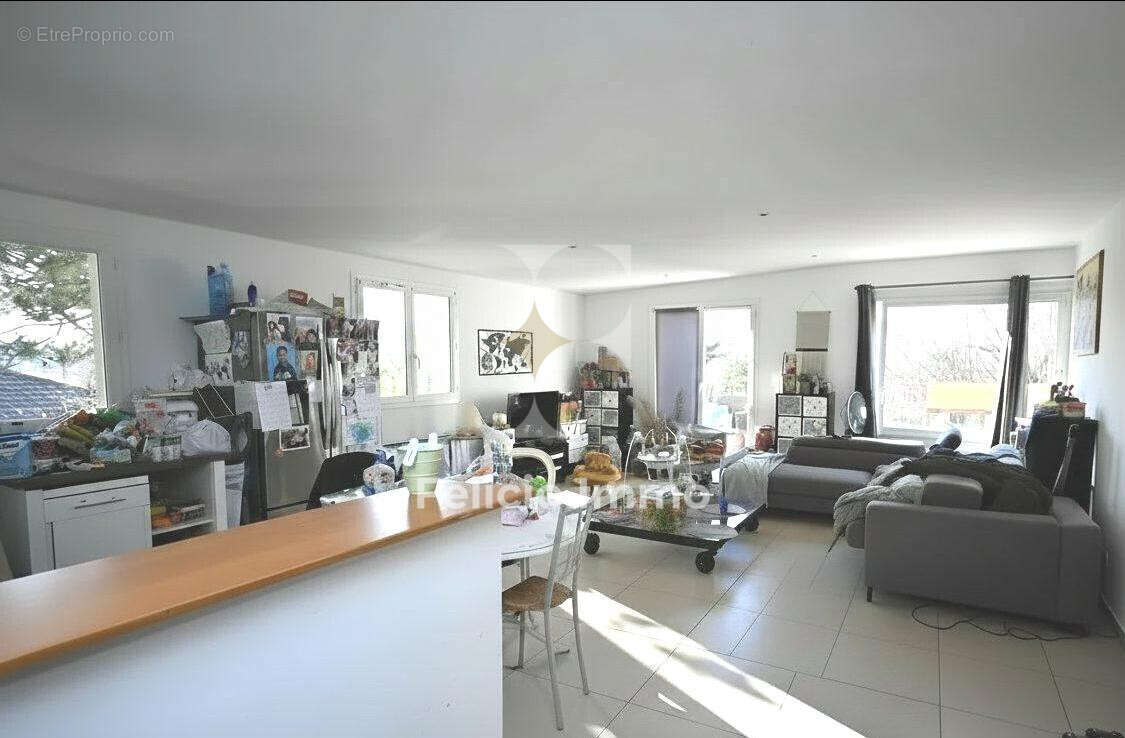 Appartement 81 m² à Saint-Vallier-De-Thiey  - photo 3