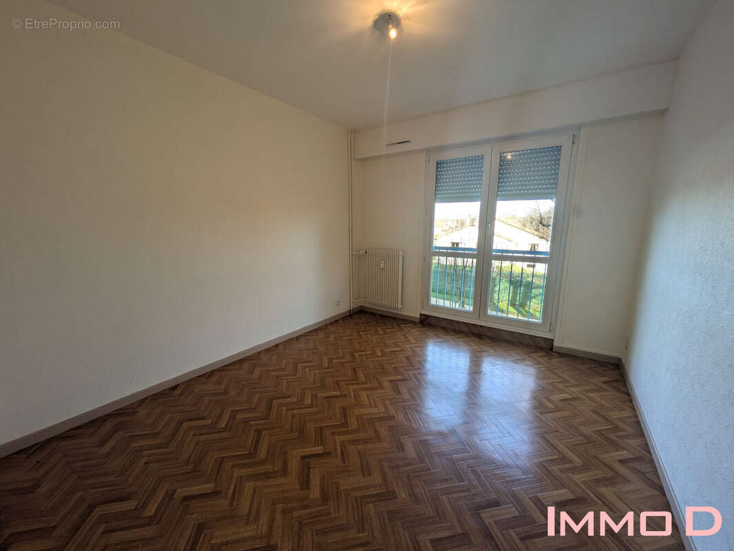 Appartement à THAON-LES-VOSGES