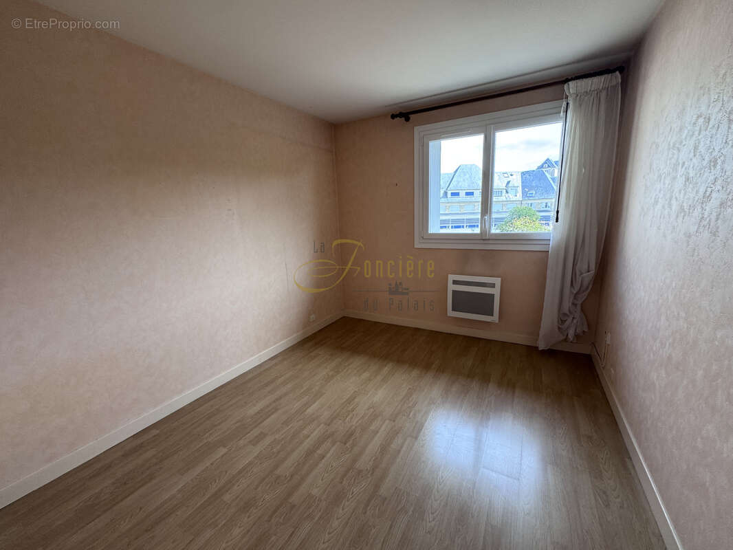 Appartement avec terrasse et parking privatif   Hyper centre de Bourges - photo 7