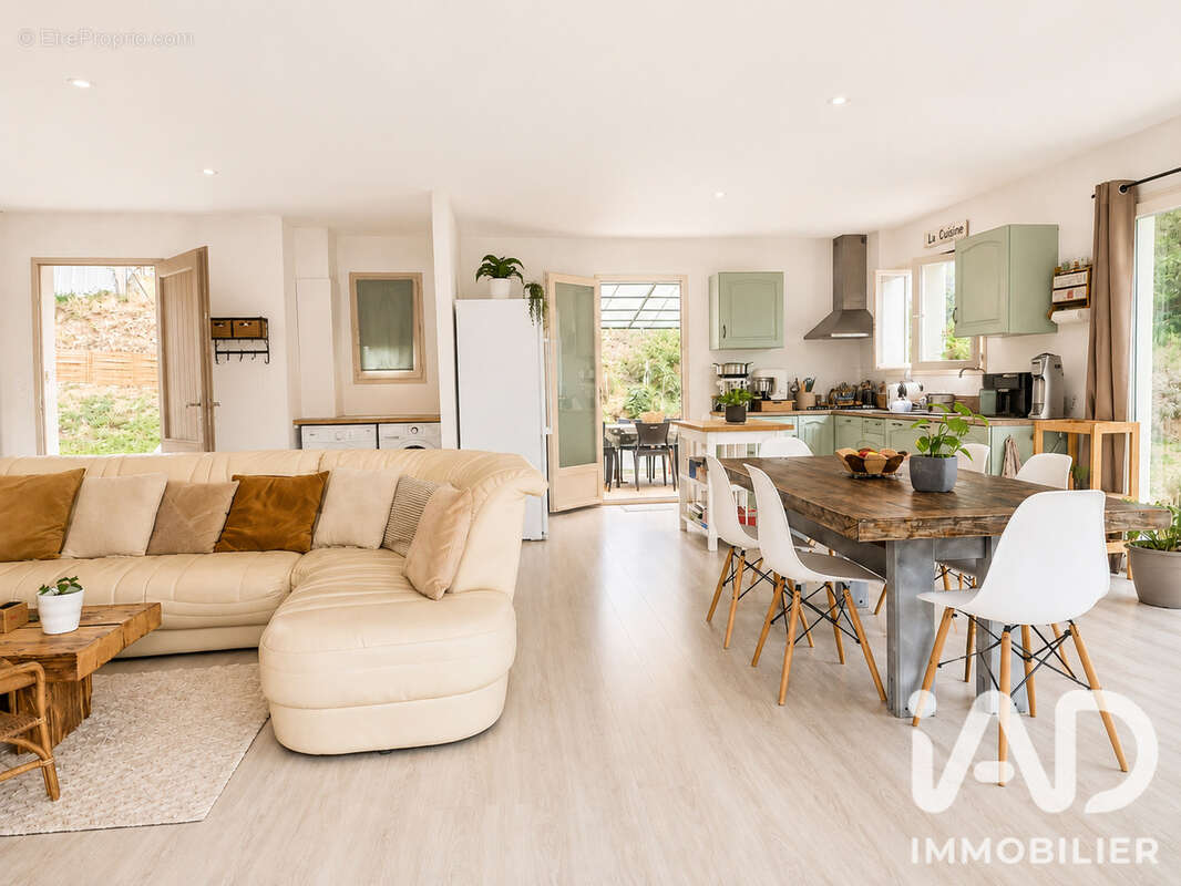 Maison 154 m² à Carsac-Aillac  - photo 5