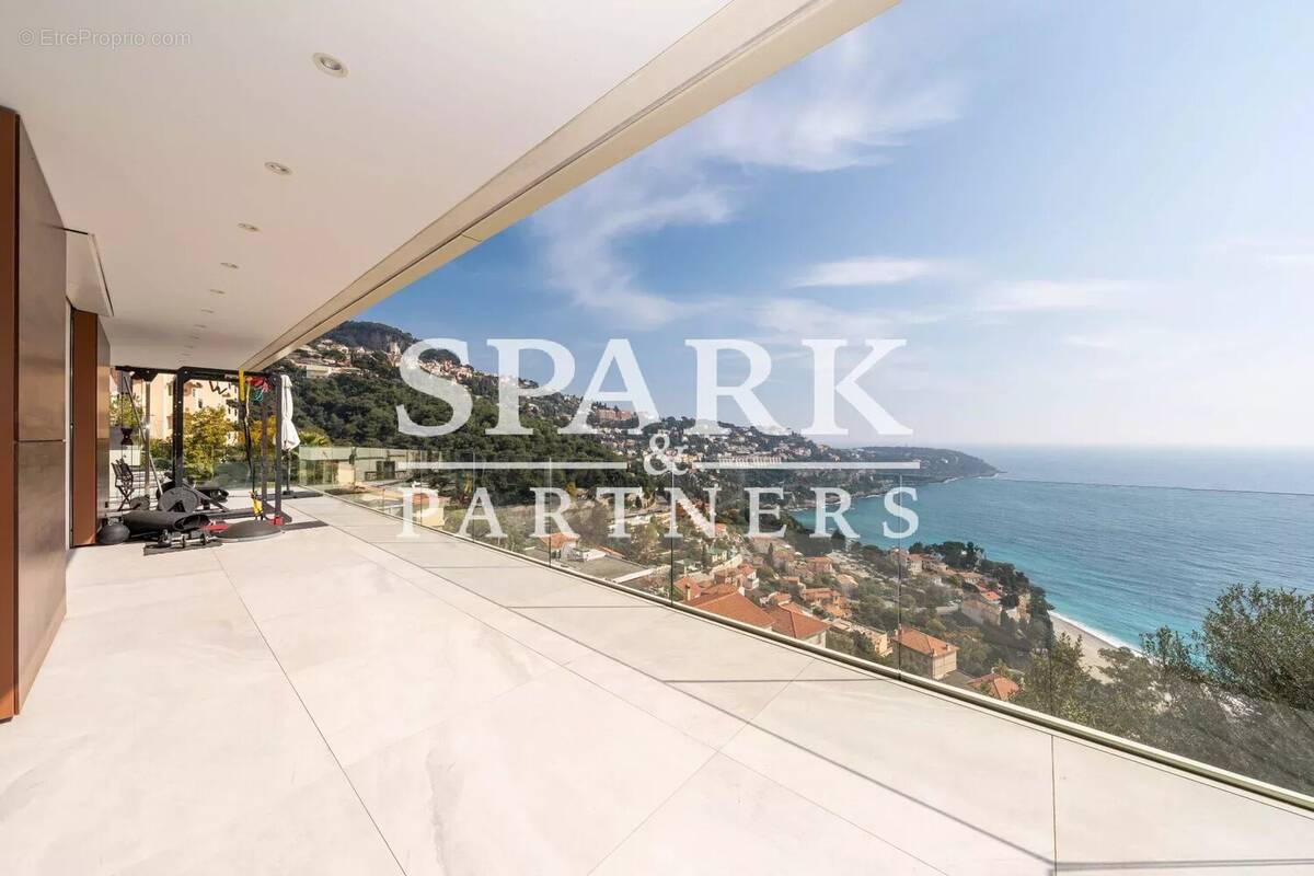 Maison à ROQUEBRUNE-CAP-MARTIN