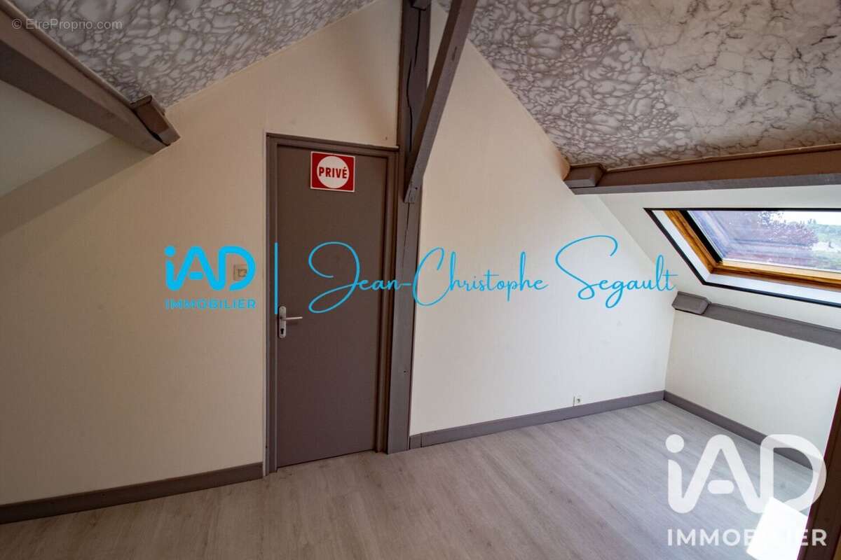 Maison 163 m² à Villemandeur  - photo 3