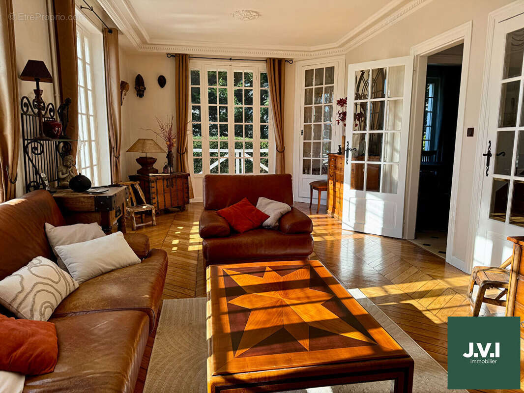 Maison à MONTMORENCY