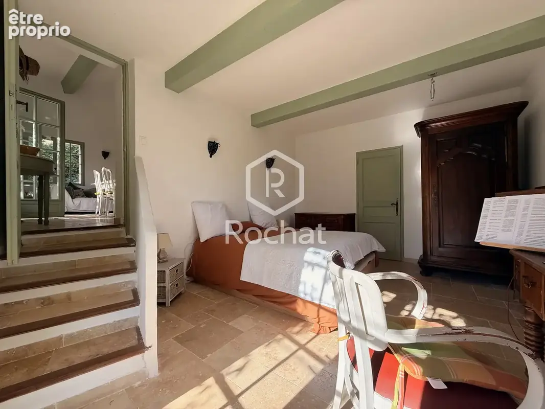 Salernes, maison avec piscine sur 1 628 m2 de terrain, vente en nue-propriété - photo 37