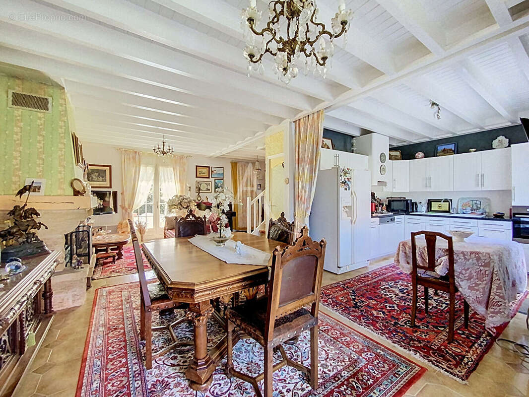 Maison à SPAY